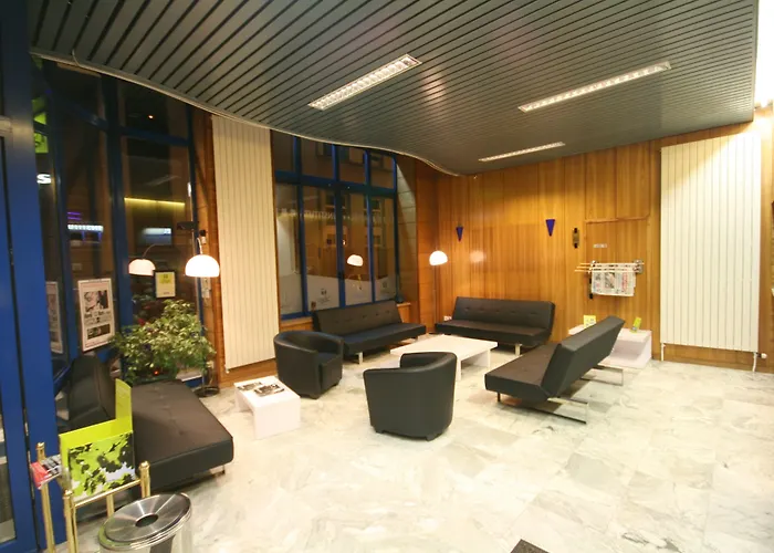 Maison Barbillon - Centre Gare 호텔 3*